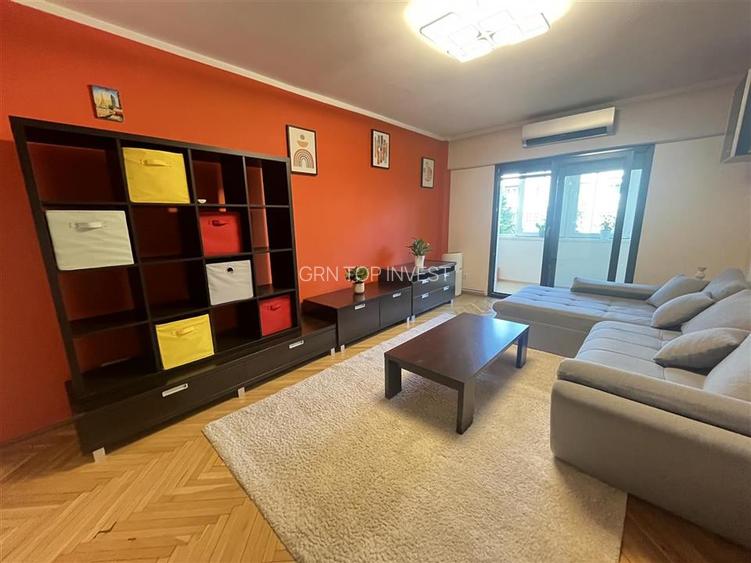 Apartament 3 camere decomandat 2 bai si balcon Bld Milea - 2
