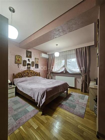 Vanzare Vila   Casa  D+P+M 350 mp - Aviatiei   str. Biharia - 8