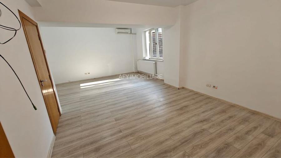 De vanzare Garsoniera, Universitate - Cismigiu sector 2 - 2