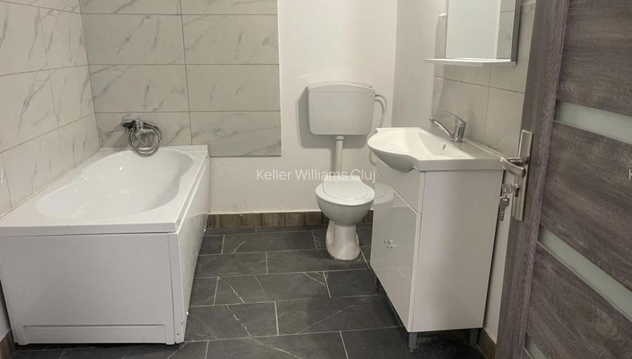 Total refacut : Apart. 2 cam. in casa Individuala Rezidential /Comercial - 9