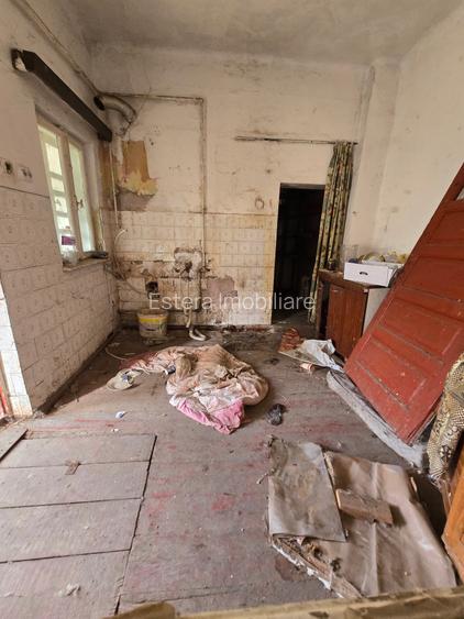 CASĂ DE VÂNZARE CU 3 CAMERE IN ZONA BUCUREȘTI-NOI -PARCUL BAZILESCU SEC.1 - 16