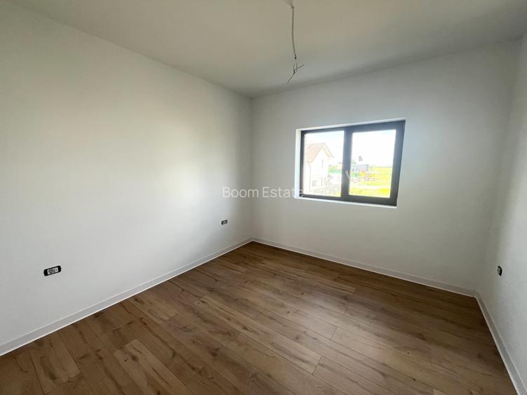 Ultima Jumatate, 4 Camere, Asfalt - 9