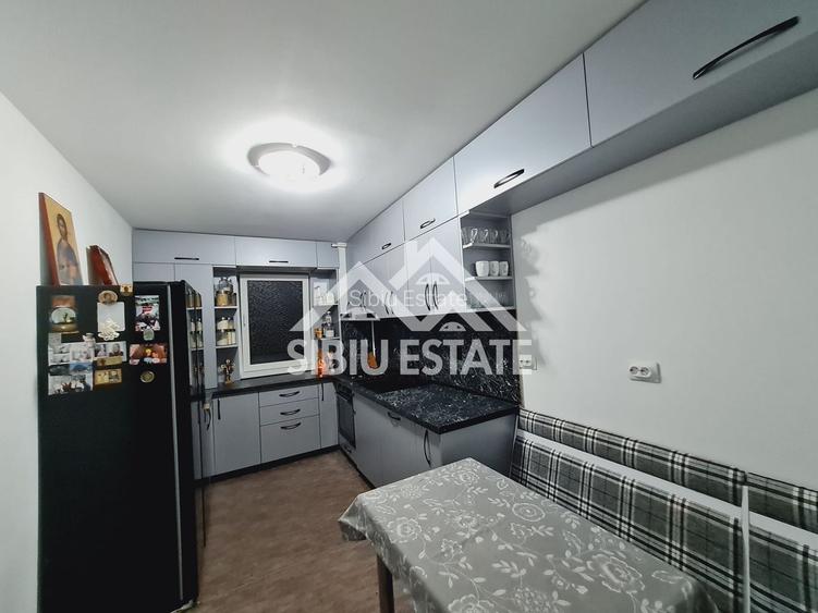 Apartament de vanzare cu 2 camere etaj 3 -Cartier Turnisor - 5