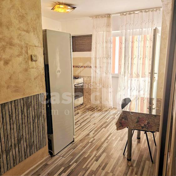 Apartament generos cu 1 cameră, decomandat – Piața Centrală  - langa facultati - 7
