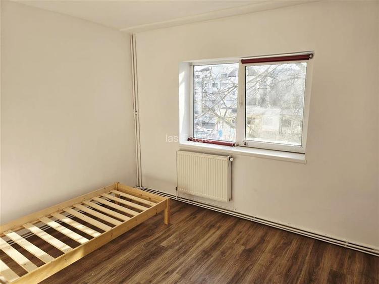 Apartament cu 4 camere de inchiriat in Nicolina-etaj 1 - 4