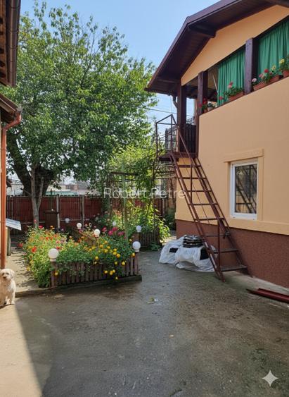 Casă 4 dormitoare – 171 m², teren 212 m², renovată complet, panouri fotovoltaice - 2