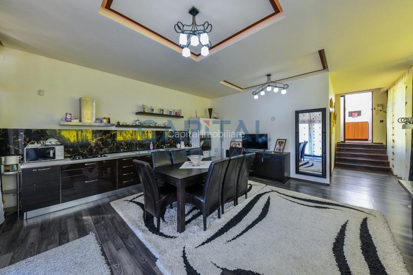 Casa familiala zona centrala Turda cu 8 camere,de vanzare,comision 0% - 5