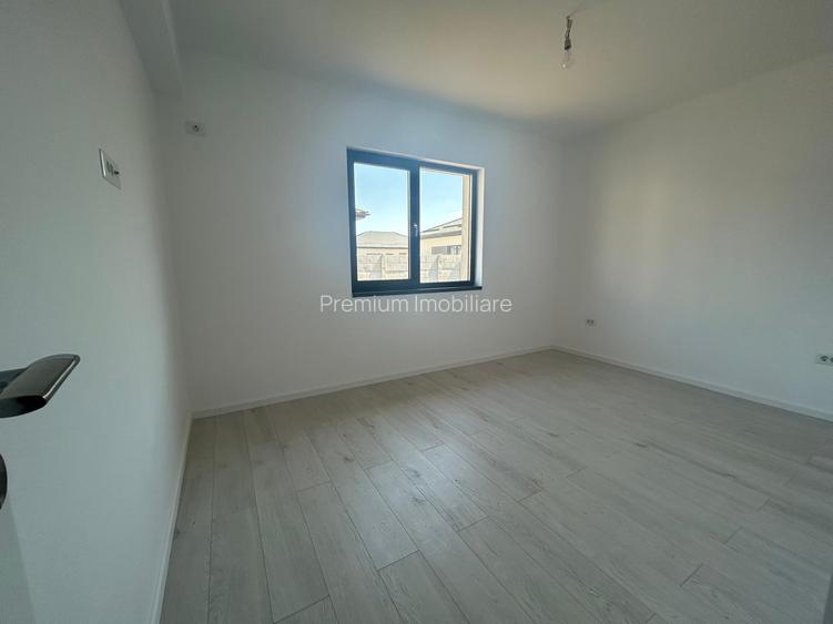 Casa individuala, parter, 4 camere+ parcare,+ curte proprie 380 mp, - 16