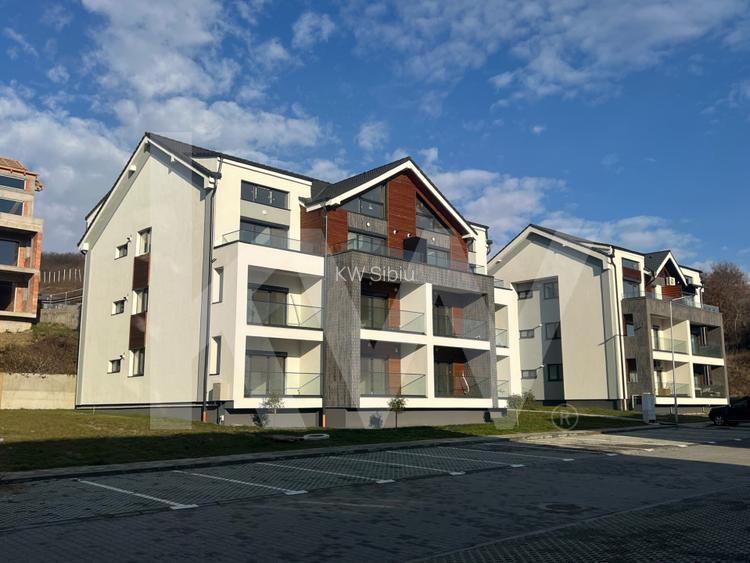 Apart. cu 2 cam. pe două nivele, cu logie. Vilă design modern în Cristian-Sibiu - 12