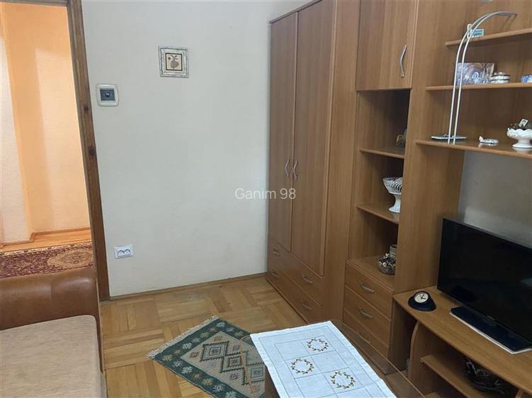 Apartament 3 camere in Focsani , zona centrala, et 2 4 , decomandat , 77 mp , li - 6