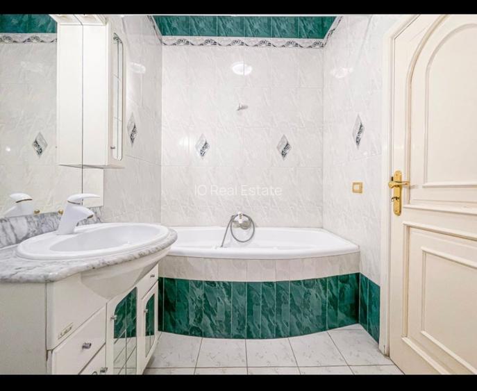 VANZARE VILA IMPRESIONANTA 10 CAMERE/REGIM D+1+2/ZONA MARRIOTT/LOCURI PARCARE - 11