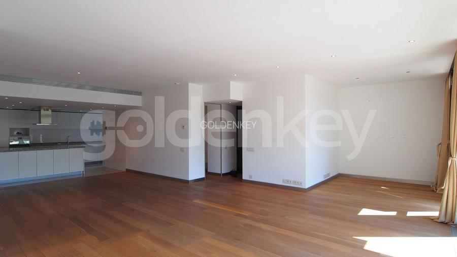 Apartament spatios cu 4 camere | 40mp terase | 3 locuri de parcare - 3