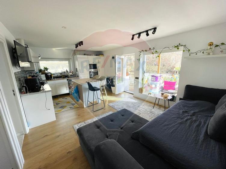 Casă cu potențial de renovare, teren generos 1366 mp, Dâmbu Rotund - 4