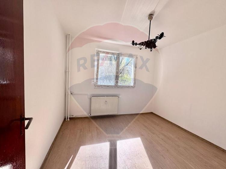 Apartament 2 camere de vanzare - Sos Giurgiului, Toporasi - 6