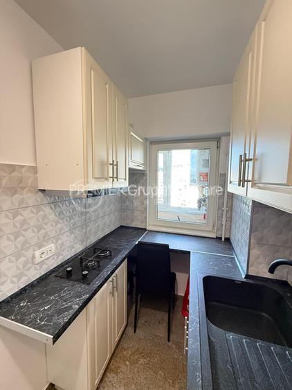 Etaj intermediar! Apartament 1 camera 42mp, Centru - Palas, CT + AC - 6