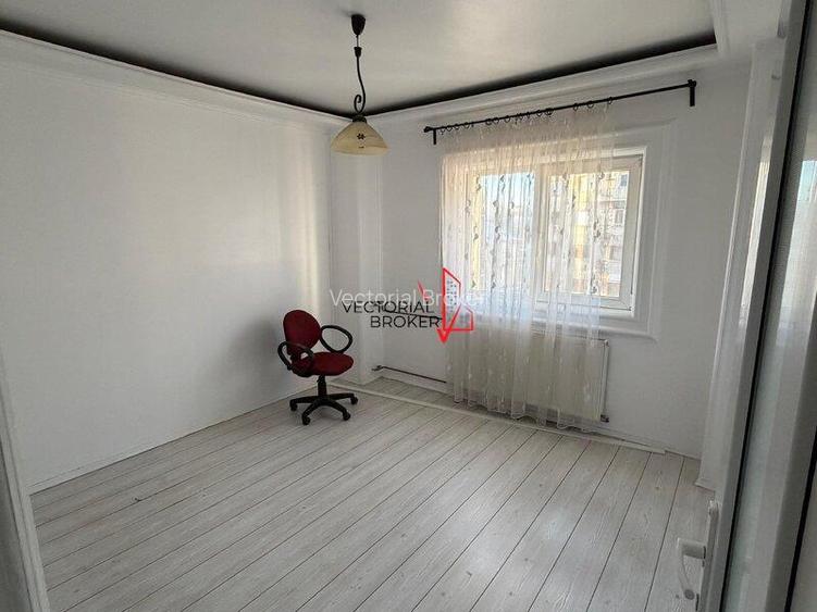 Apartamentt renovat,et.3/8 in bloc stradal Calea Mosilor Bd Carol - 10