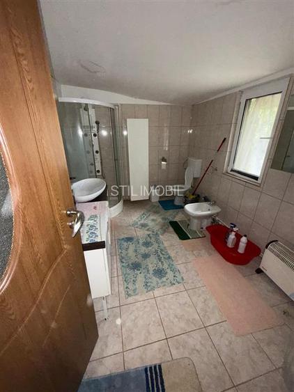 Casă + 2129 mp teren, zonă liniștită, Goruni, Iași - 76 - 12