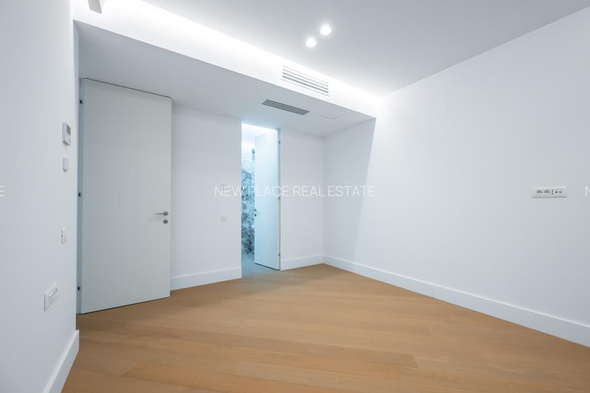 CORTINA 126 | Apartament exclusivist | Vedere libera | 2,900 Eur/mpc | LUX - 18