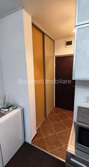 Garsoniera Dristor,Metrou,Mall,Parc,Decomadata,Mobilata Utilata Complet,parter/3 - 5