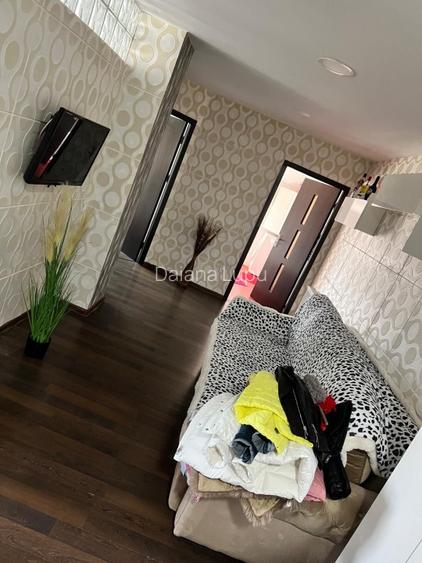 Vând apartament 2 camere  - 2