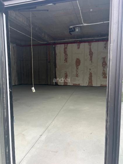 Spatiu comercial de inchiriat sau cumparat premium cu terasa  - 8