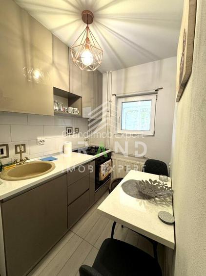 Garsonieră 30 mp | decomandată | modernă | balcon închis | P-ța Cipariu - 13