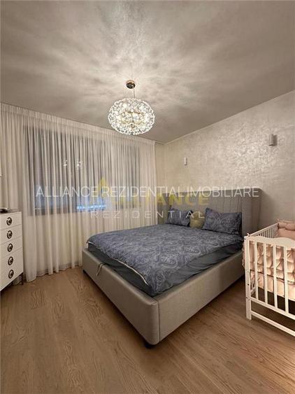 Penthouse 5/5 135 MP - 20