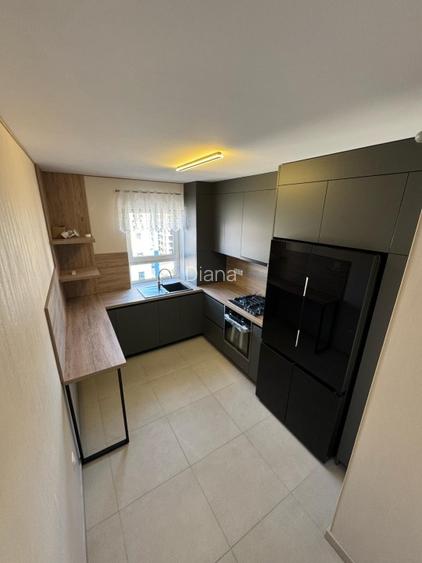 Apartament nou 3 camere + parcare, Tractorul, Decomanddat, 2 Bai - 2