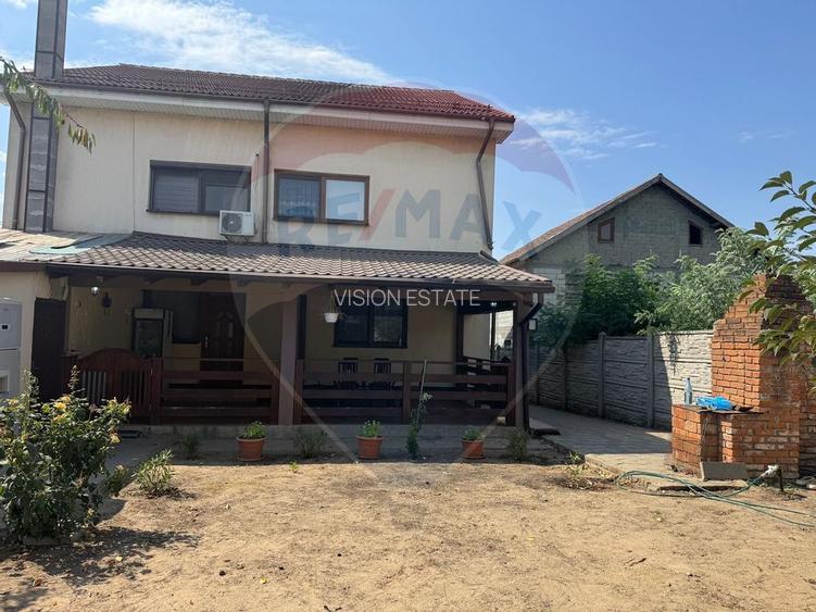 Casa / Vila cu 6 camere de vanzare - 20