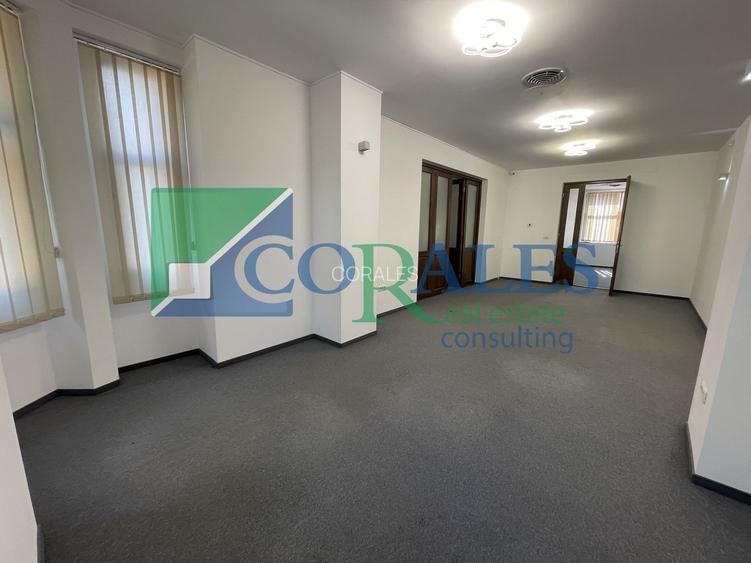 Etaj 1, 5 camere, 200 mp utili, 3 Ap. in cladire, 3 locuri parcare - 2