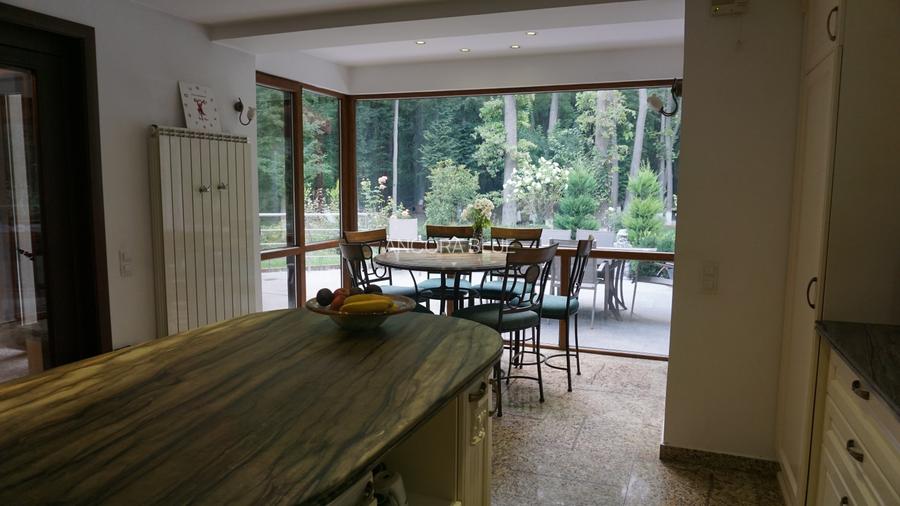 Vila superba in Padurea Baneasa, curte 5000 mp, piscina exterioara - 22
