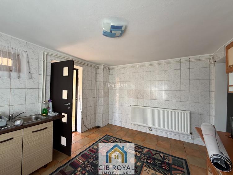 Casa 6 camere  Jud. Dâmbovița,Com. Corbii Mari,Satu Nou,Str. Troiței nr. 6, - 37