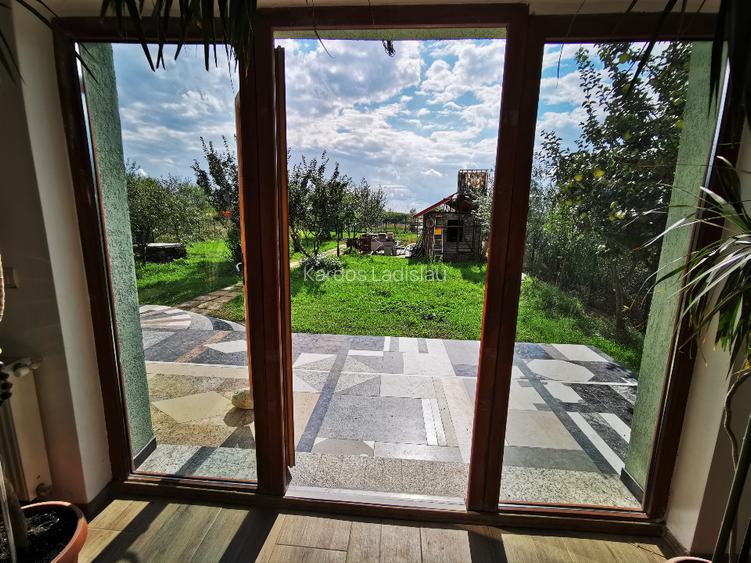 Vand direct de la proprietar vila moderna la 2 km de Timisoara cu retea gaz - 2