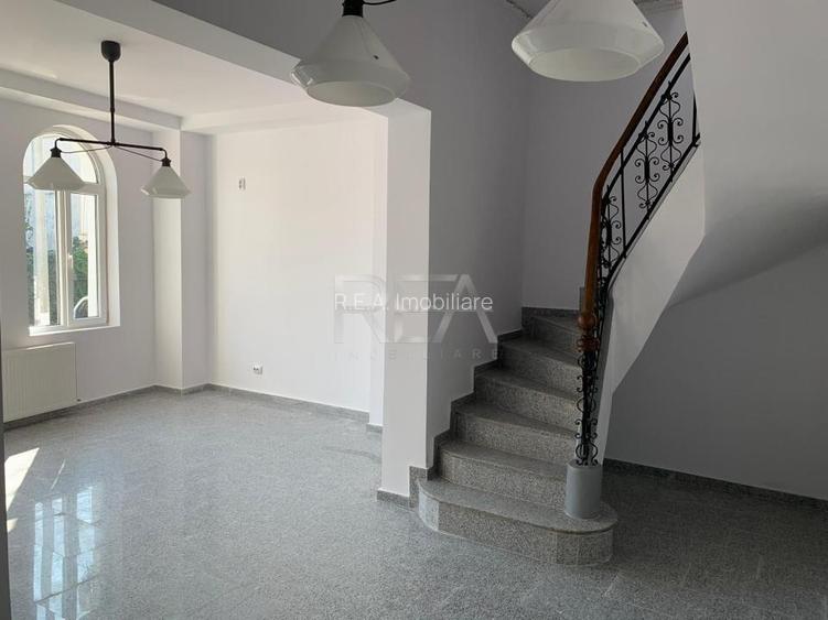 Vila 9 camere Eminescu, 2 centrale, 355 mp - 10