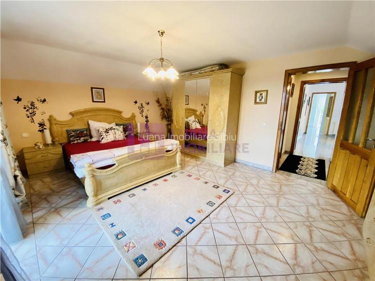 Casa individuala in Avrig | vila de lux | teren 1035 mp | video - 16