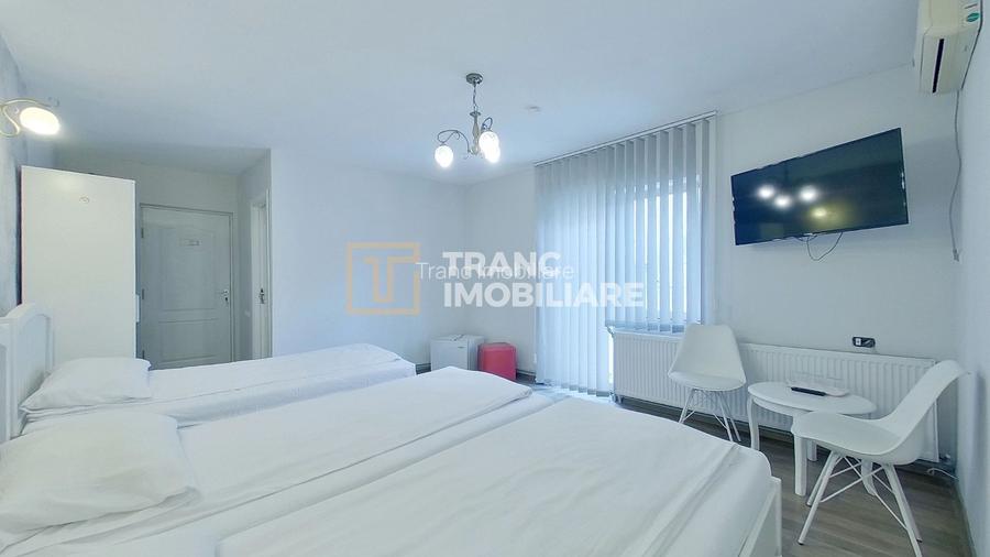 Pensiune cu 10 camere + spațiu comercial inclus pe Calea Radnei - 13