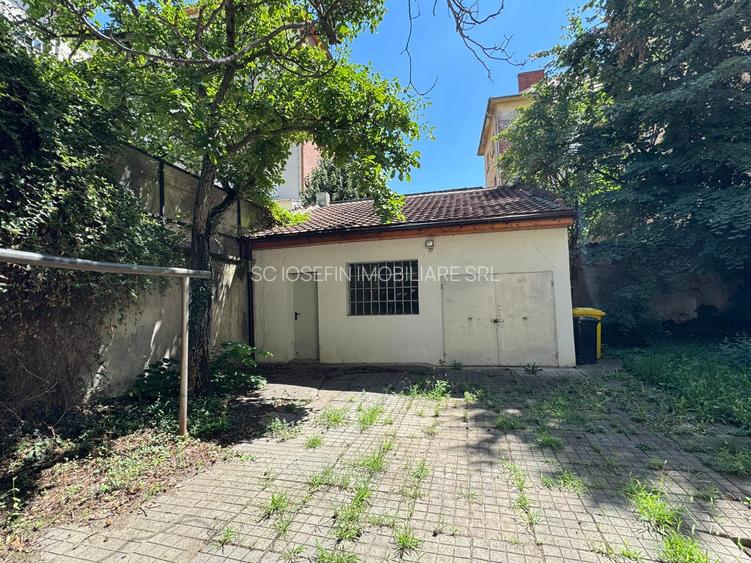 Spatios pentru  locuit si afacere - 20