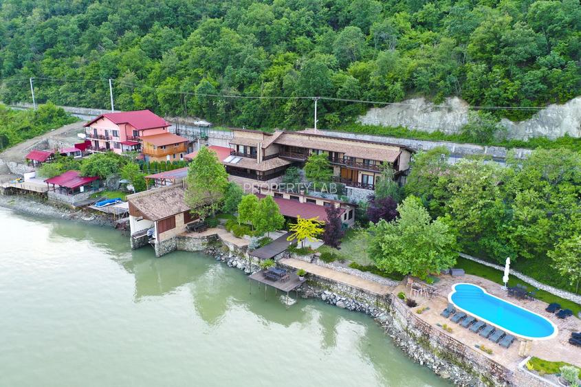 Pensiune de Lux pe Malul Dunării în Dubova - 27