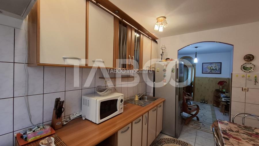 Apartament 3 camere de vanzare decomandat 58 mp zona Valea Aurie Sibiu - 9
