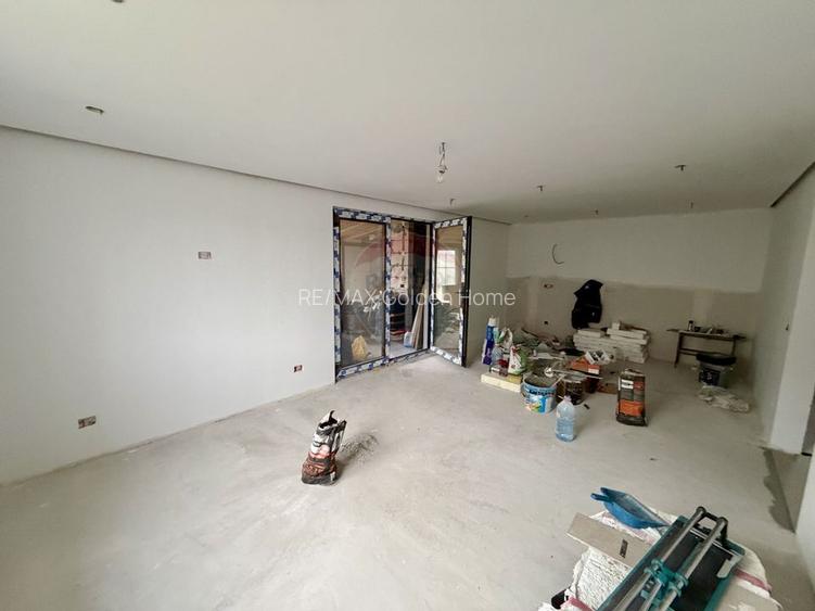 Casă cu 4 camere de vânzare - 18