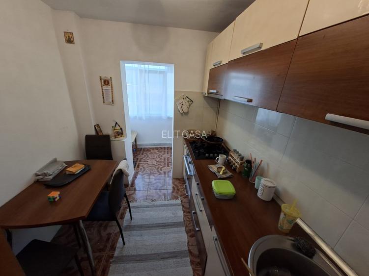 Apartament cu 2 camere, decomandate, etajul 1/4, zona Dacia - 3