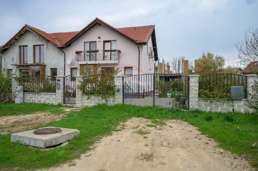 Pipera | 4 camere | semineu + piatra naturala | bucatarie elegantă - 36