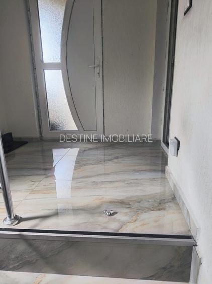 Casa renovata in Preluci la 12 Km de Comanesti , fantana si centrala proprie - 15