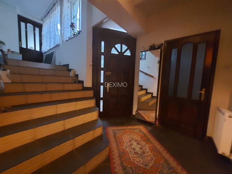 EXCLUSIV ULTRACENTRAL VILA 6 CAMERE-DEOSEBITA-POZITIE EXCELENTA - 4