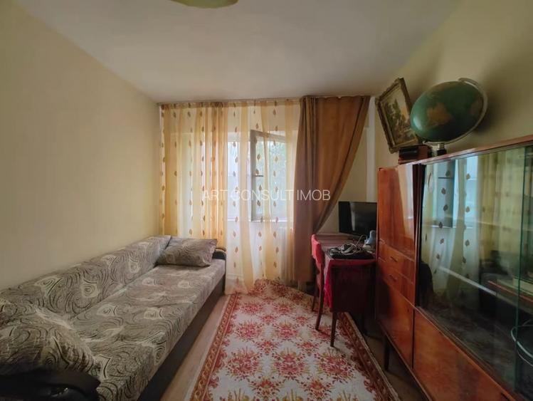 Zona 10 Nivele - Calarasi | 3 Camere | Decomandat | Centrala - 12