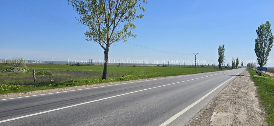 Teren agricol de vanzare 2 ha,  stradal la asfalt  pe  DN 24 TISITA - TECUCI - 6