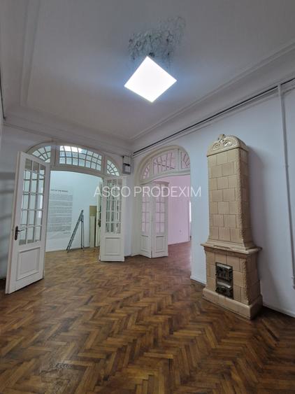 Apartament interbelic central 7 camere zona  Cartierul Armenesc Mosilor Bd Carol - 4