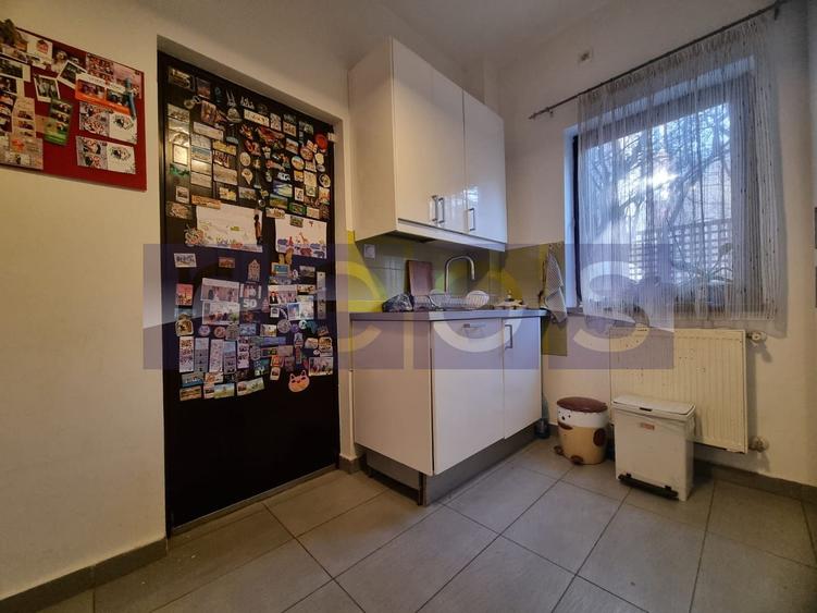 VANZARE- 9- CAMERE (S+P)- VILA -COTROCENI - 26