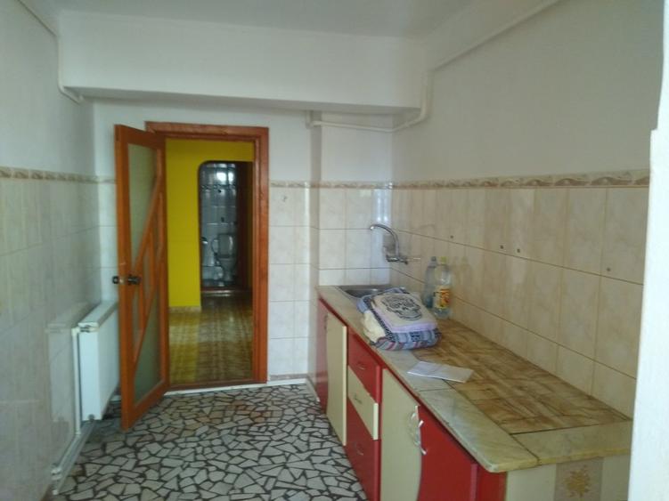 Apartament trei camere , Buzau , Zona Retail Park