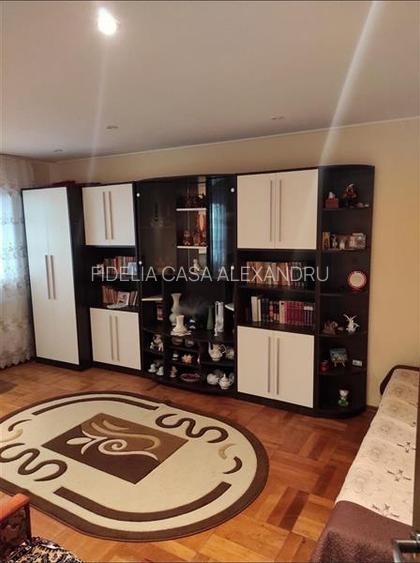 Apartament 2 camere, decomandat, parter - cartier Cug - 2